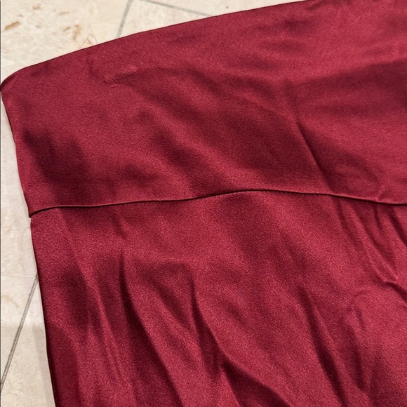 Veronica Beard Deep Red Satin Skirt - Picture 3 of 6